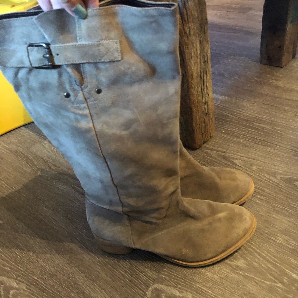 Torrid Fall/Winter Tall Suede Boots size 10!